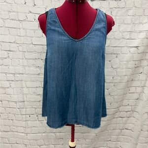 Fourteenth Place Chambray Denim V-Neck Sleeveless Raw Hem Tank Top S/P
